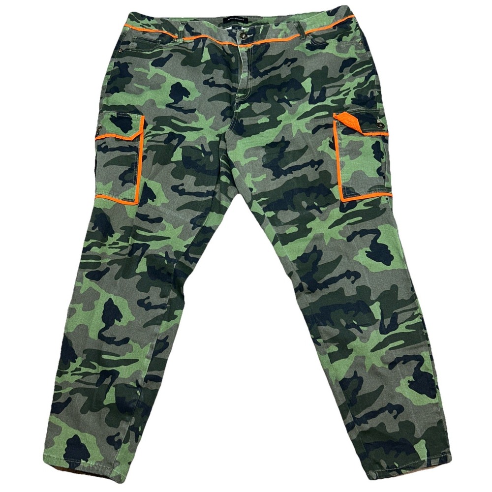 Ashley Stewart Stretchy‎ Camouflage With Orange Trim Cargo Pants, Womens Size 26
